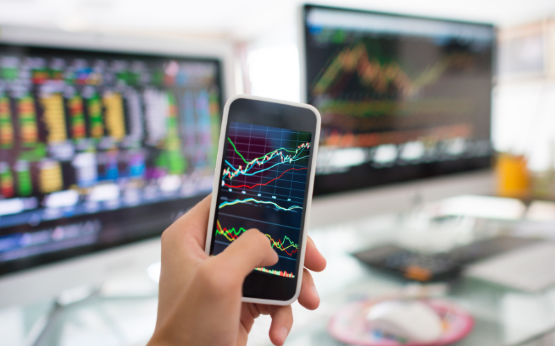 Yes, I Watch the Markets Everyday! Long-term Investing Taboo?
